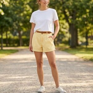 American Eagle Corduroy Hi-Rise Shorts Size 8 Pleated Preppy Y2K Indie Retro